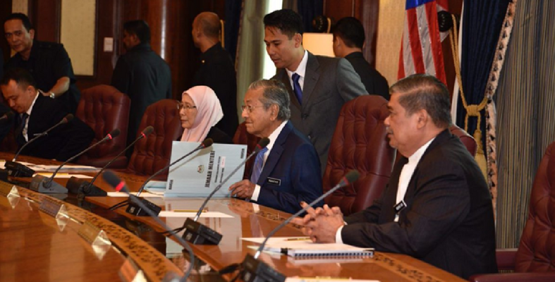 Ini Senarai Gaji Perdana Menteri Dan Menteri Kabinet Malaysia Sebelum Dipotong 10%