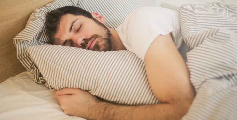 4 Cara Tidur Ini Boleh Selamatkan Anda Jika Anda Pesakit Covid
